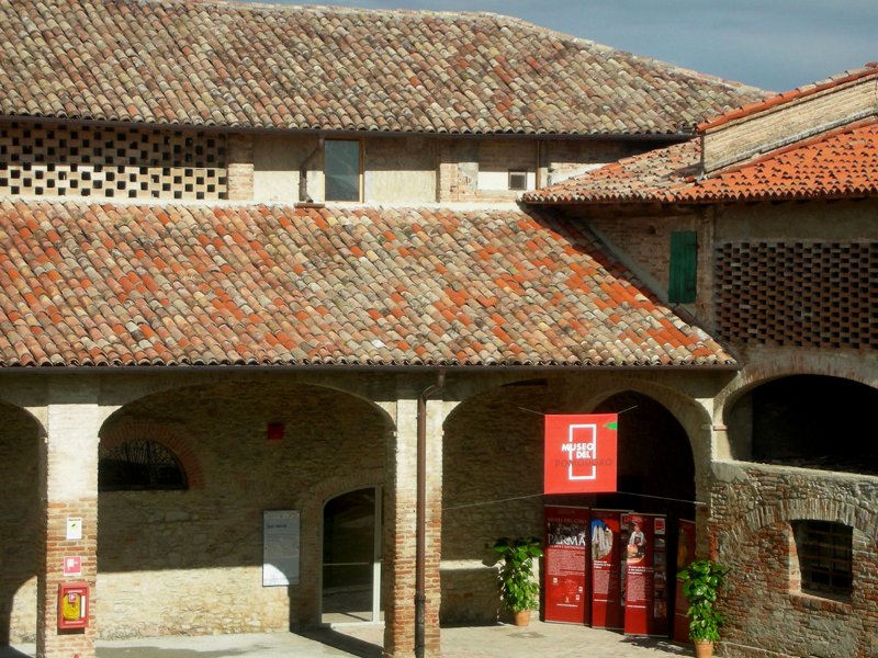 Portico of the Corte di Giarola